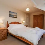 2 High Stakesby ウィットビー